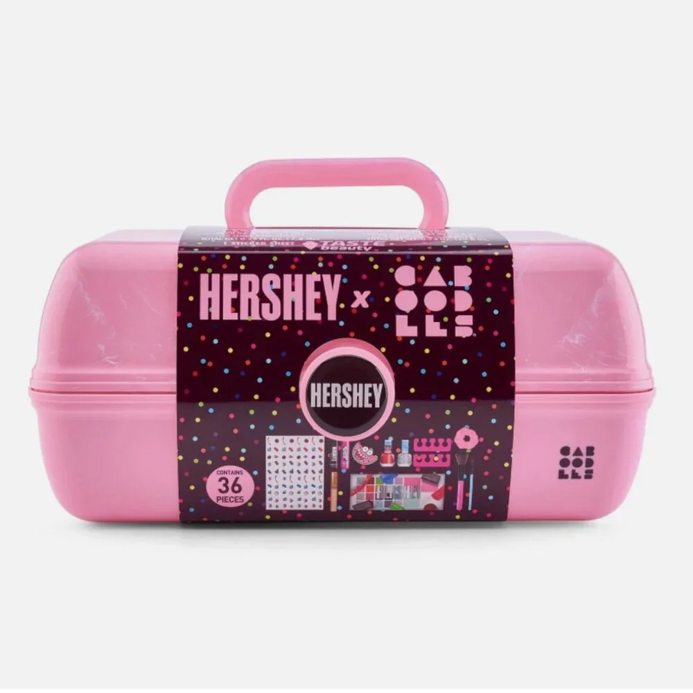 Caboodles x Taste Beauty x Hershey's On The Go Girl‎ Caboodles | Pink | NWT